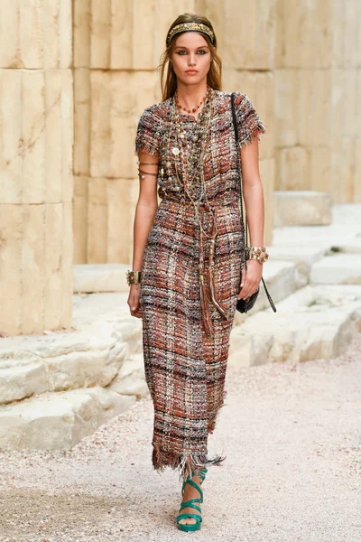 Look 6